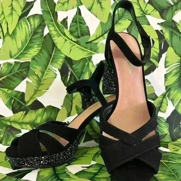 Jellypop Elenor 4 inch heels with glitter accent - Picture 4 of 5